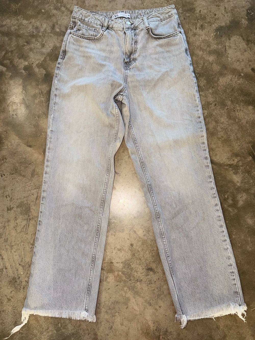 Zara High Rise Straight Leg Jeans US 4 Gray Raw Hem 100% Cotton Cropped Ankle